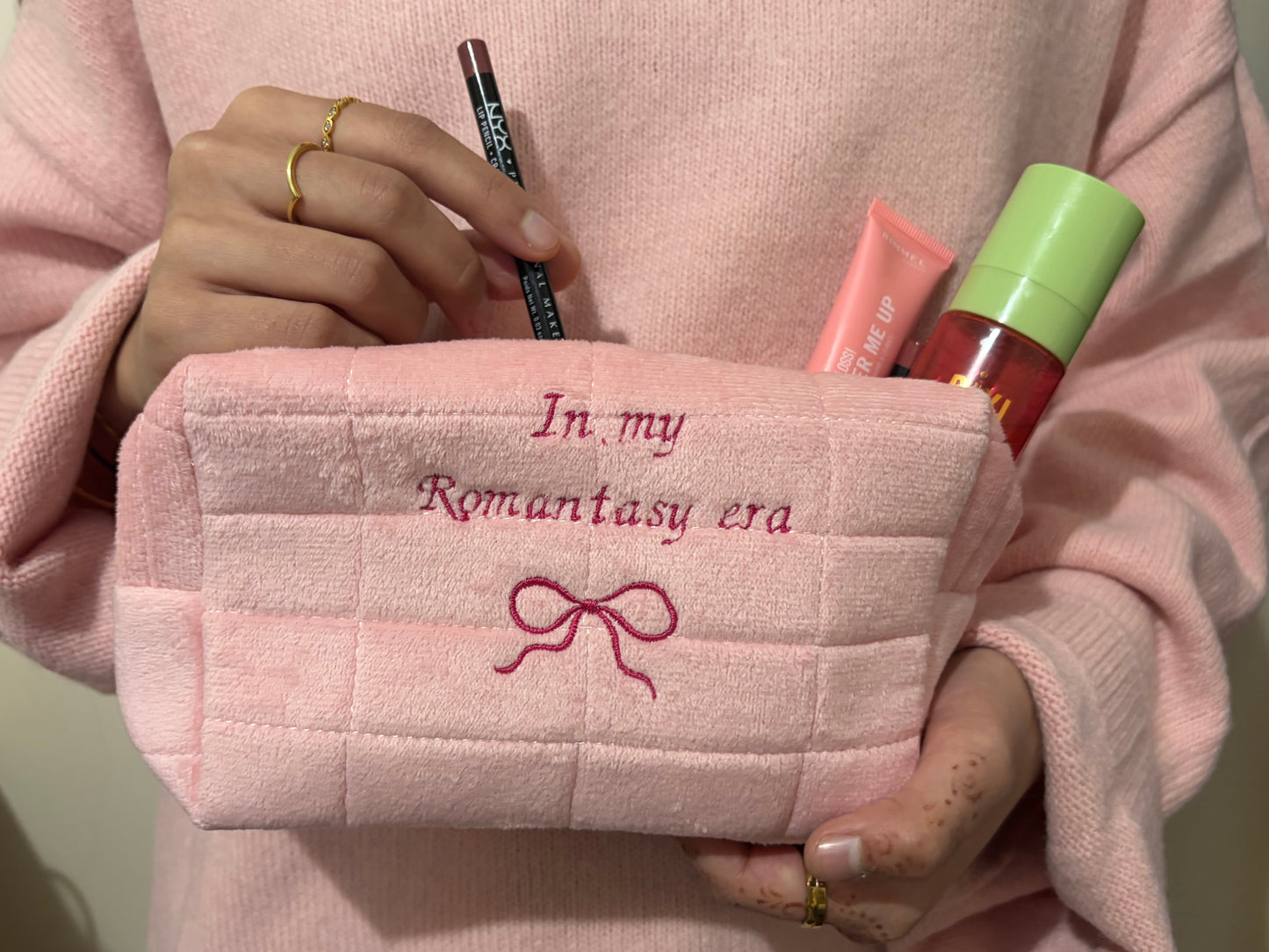 Novelti | In My Romantasy Era Pouch - Pink Bookish Pencil Case & Makeup Bag - Aesthetic Annotation Kit for Readers"