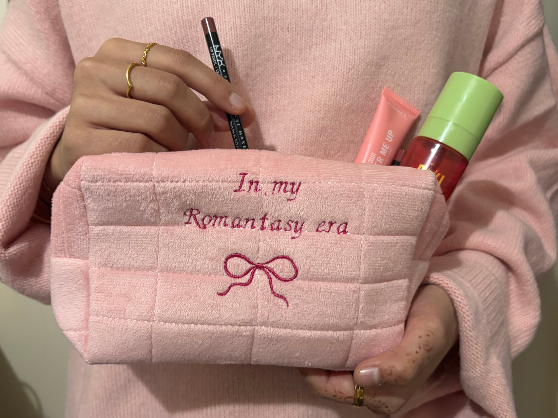 Novelti | In My Romantasy Era Pouch - Pink Bookish Pencil Case & Makeup Bag - Aesthetic Annotation Kit for Readers"
 